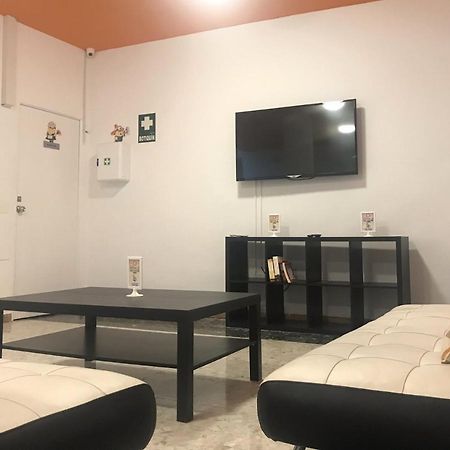 Arc House Sevilla Only Adults Εξωτερικό φωτογραφία