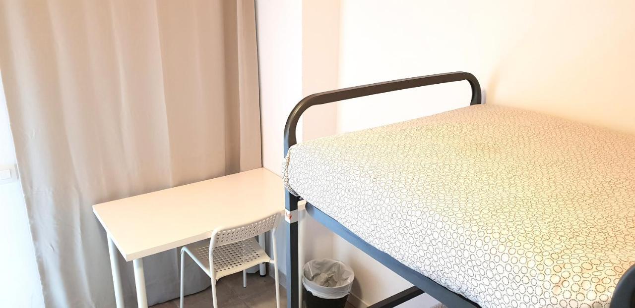 Arc House Sevilla Only Adults Εξωτερικό φωτογραφία
