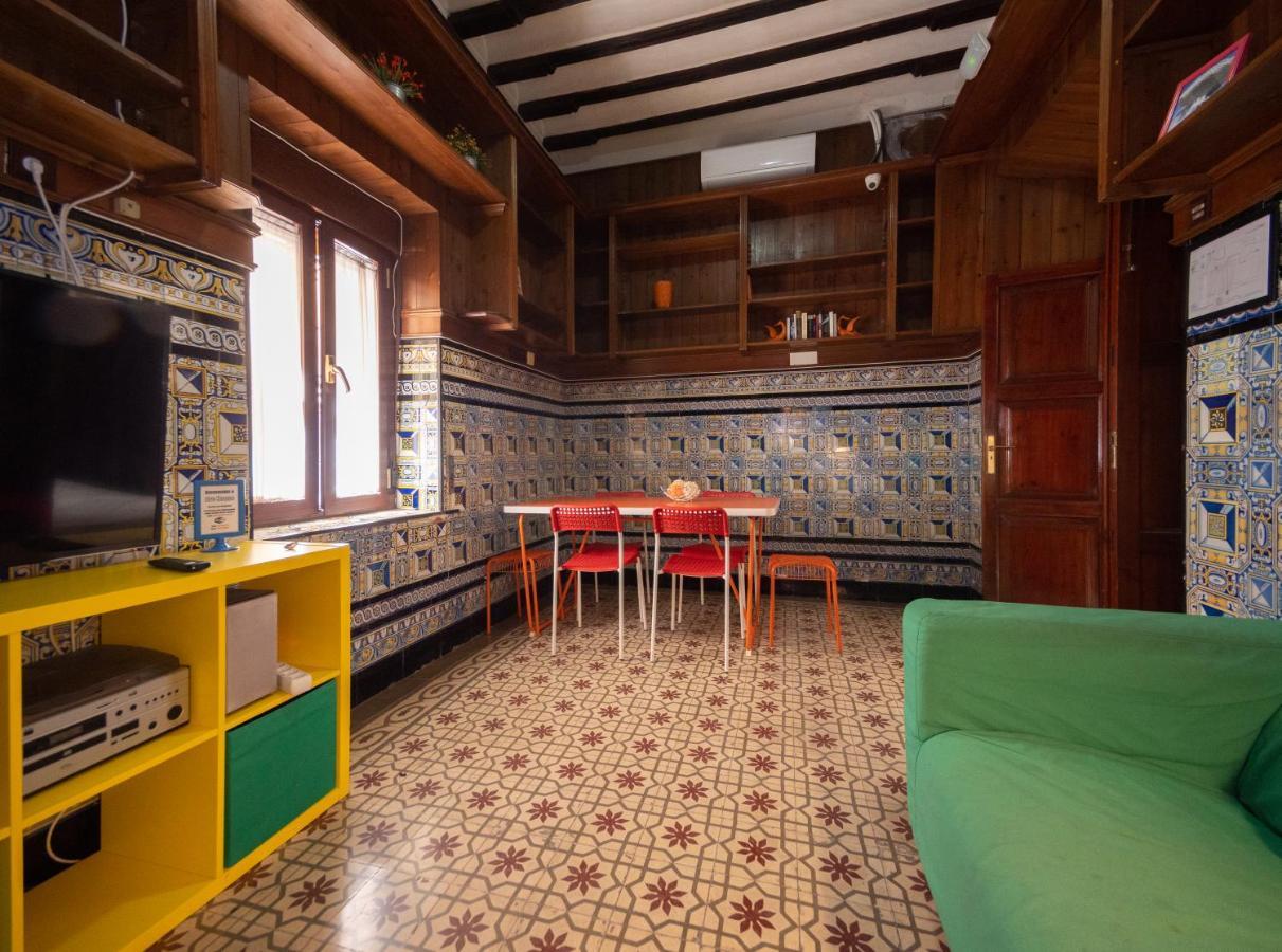 Arc House Sevilla Only Adults Εξωτερικό φωτογραφία
